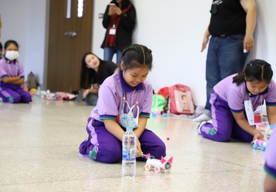 ภาพกิจกรรม คณะวิทยาศาสตร์และเทคโนโลยี จัดค่ายวิทยาศาสตร์โรงเรียนสาธิต (ภายใต้ความร่วมมือระหว่าง สำนักงานเขตพื้นที่การศึกษากำแพงเพชร เขต 1 กับมหาวิทยาลัยราชภัฏกำแพงเพชร) ระดับประถมศึกษาปีที่ 1-6