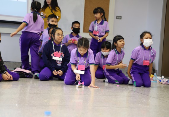 ภาพกิจกรรม คณะวิทยาศาสตร์และเทคโนโลยี จัดค่ายวิทยาศาสตร์โรงเรียนสาธิต (ภายใต้ความร่วมมือระหว่าง สำนักงานเขตพื้นที่การศึกษากำแพงเพชร เขต 1 กับมหาวิทยาลัยราชภัฏกำแพงเพชร) ระดับประถมศึกษาปีที่ 1-6