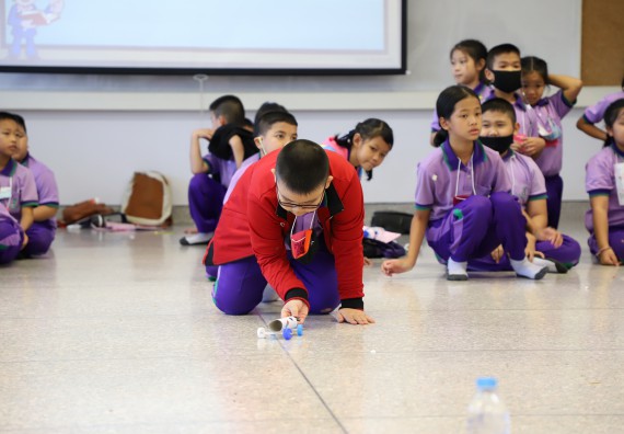 ภาพกิจกรรม คณะวิทยาศาสตร์และเทคโนโลยี จัดค่ายวิทยาศาสตร์โรงเรียนสาธิต (ภายใต้ความร่วมมือระหว่าง สำนักงานเขตพื้นที่การศึกษากำแพงเพชร เขต 1 กับมหาวิทยาลัยราชภัฏกำแพงเพชร) ระดับประถมศึกษาปีที่ 1-6