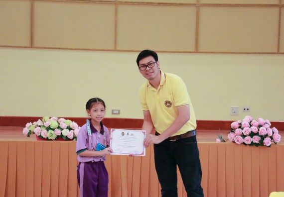 ภาพกิจกรรม คณะวิทยาศาสตร์และเทคโนโลยี จัดค่ายวิทยาศาสตร์โรงเรียนสาธิต (ภายใต้ความร่วมมือระหว่าง สำนักงานเขตพื้นที่การศึกษากำแพงเพชร เขต 1 กับมหาวิทยาลัยราชภัฏกำแพงเพชร) ระดับประถมศึกษาปีที่ 1-6