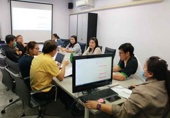 ภาพกิจกรรม  คณะวิทยาศาสตร์และเทคโนโลยี จัดประชุม เรื่อง การจัดค่ายวิทยาศาสตร์โรงเรียนอนุบาลกำแพงเพชร