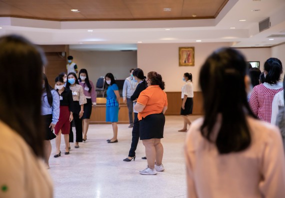 ภาพกิจกรรม คณะวิทยาศาสตร์และเทคโนโลยี จัดพิธีฝึกซ้อมรับพระราชทานปริญญาบัตร กลุ่มย่อย คณะวิทยาศาสตร์และเทคโนโลยี ประจำปีการศึกษา 2559-2560