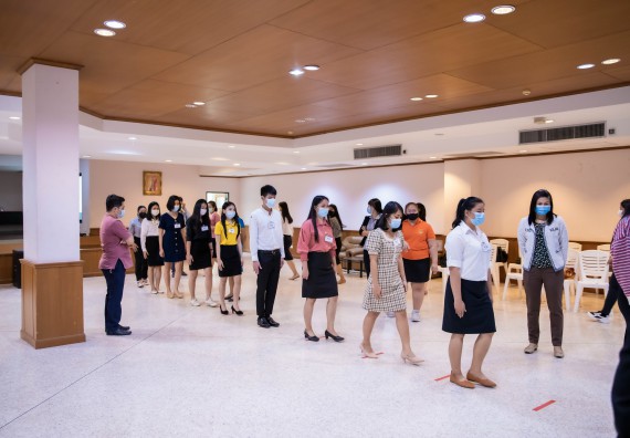 ภาพกิจกรรม คณะวิทยาศาสตร์และเทคโนโลยี จัดพิธีฝึกซ้อมรับพระราชทานปริญญาบัตร กลุ่มย่อย คณะวิทยาศาสตร์และเทคโนโลยี ประจำปีการศึกษา 2559-2560