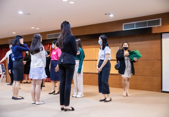 ภาพกิจกรรม คณะวิทยาศาสตร์และเทคโนโลยี จัดพิธีฝึกซ้อมรับพระราชทานปริญญาบัตร กลุ่มย่อย คณะวิทยาศาสตร์และเทคโนโลยี ประจำปีการศึกษา 2559-2560