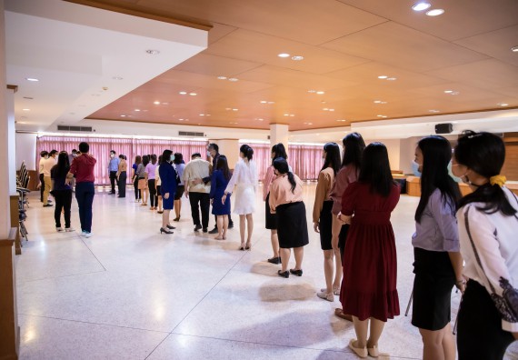 ภาพกิจกรรม คณะวิทยาศาสตร์และเทคโนโลยี จัดพิธีฝึกซ้อมรับพระราชทานปริญญาบัตร กลุ่มย่อย คณะวิทยาศาสตร์และเทคโนโลยี ประจำปีการศึกษา 2559-2560