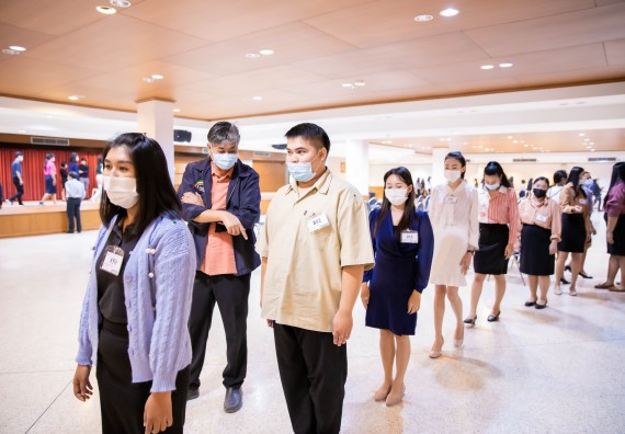 ภาพกิจกรรม คณะวิทยาศาสตร์และเทคโนโลยี จัดพิธีฝึกซ้อมรับพระราชทานปริญญาบัตร กลุ่มย่อย คณะวิทยาศาสตร์และเทคโนโลยี ประจำปีการศึกษา 2559-2560