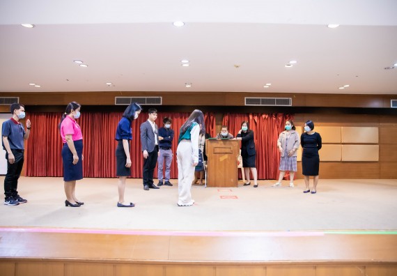 ภาพกิจกรรม คณะวิทยาศาสตร์และเทคโนโลยี จัดพิธีฝึกซ้อมรับพระราชทานปริญญาบัตร กลุ่มย่อย คณะวิทยาศาสตร์และเทคโนโลยี ประจำปีการศึกษา 2559-2560