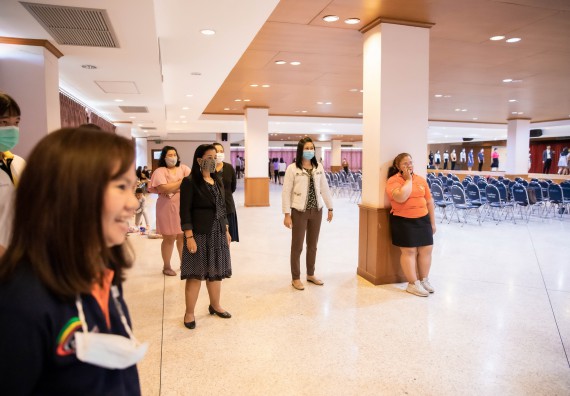 ภาพกิจกรรม คณะวิทยาศาสตร์และเทคโนโลยี จัดพิธีฝึกซ้อมรับพระราชทานปริญญาบัตร กลุ่มย่อย คณะวิทยาศาสตร์และเทคโนโลยี ประจำปีการศึกษา 2559-2560