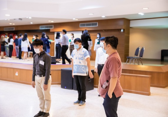 ภาพกิจกรรม คณะวิทยาศาสตร์และเทคโนโลยี จัดพิธีฝึกซ้อมรับพระราชทานปริญญาบัตร กลุ่มย่อย คณะวิทยาศาสตร์และเทคโนโลยี ประจำปีการศึกษา 2559-2560