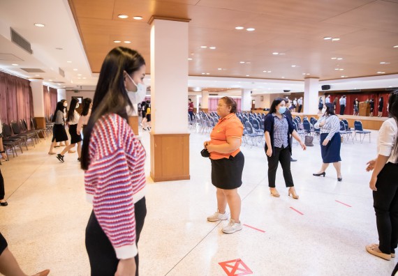 ภาพกิจกรรม คณะวิทยาศาสตร์และเทคโนโลยี จัดพิธีฝึกซ้อมรับพระราชทานปริญญาบัตร กลุ่มย่อย คณะวิทยาศาสตร์และเทคโนโลยี ประจำปีการศึกษา 2559-2560