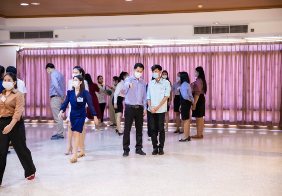 ภาพกิจกรรม คณะวิทยาศาสตร์และเทคโนโลยี จัดพิธีฝึกซ้อมรับพระราชทานปริญญาบัตร กลุ่มย่อย คณะวิทยาศาสตร์และเทคโนโลยี ประจำปีการศึกษา 2559-2560