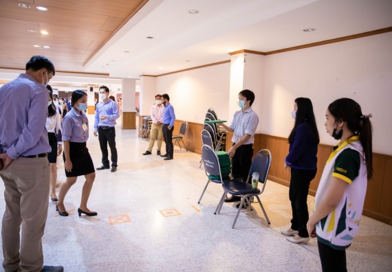 ภาพกิจกรรม คณะวิทยาศาสตร์และเทคโนโลยี จัดพิธีฝึกซ้อมรับพระราชทานปริญญาบัตร กลุ่มย่อย คณะวิทยาศาสตร์และเทคโนโลยี ประจำปีการศึกษา 2559-2560