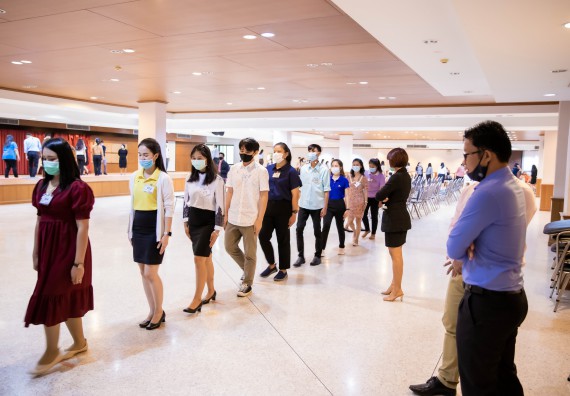 ภาพกิจกรรม คณะวิทยาศาสตร์และเทคโนโลยี จัดพิธีฝึกซ้อมรับพระราชทานปริญญาบัตร กลุ่มย่อย คณะวิทยาศาสตร์และเทคโนโลยี ประจำปีการศึกษา 2559-2560