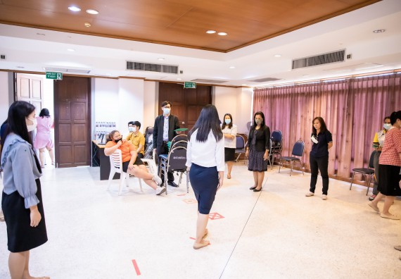 ภาพกิจกรรม คณะวิทยาศาสตร์และเทคโนโลยี จัดพิธีฝึกซ้อมรับพระราชทานปริญญาบัตร กลุ่มย่อย คณะวิทยาศาสตร์และเทคโนโลยี ประจำปีการศึกษา 2559-2560