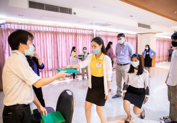 ภาพกิจกรรม คณะวิทยาศาสตร์และเทคโนโลยี จัดพิธีฝึกซ้อมรับพระราชทานปริญญาบัตร กลุ่มย่อย คณะวิทยาศาสตร์และเทคโนโลยี ประจำปีการศึกษา 2559-2560