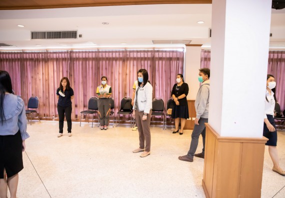 ภาพกิจกรรม คณะวิทยาศาสตร์และเทคโนโลยี จัดพิธีฝึกซ้อมรับพระราชทานปริญญาบัตร กลุ่มย่อย คณะวิทยาศาสตร์และเทคโนโลยี ประจำปีการศึกษา 2559-2560