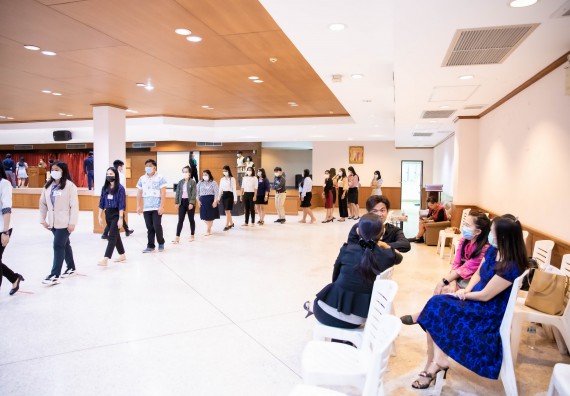 ภาพกิจกรรม คณะวิทยาศาสตร์และเทคโนโลยี จัดพิธีฝึกซ้อมรับพระราชทานปริญญาบัตร กลุ่มย่อย คณะวิทยาศาสตร์และเทคโนโลยี ประจำปีการศึกษา 2559-2560