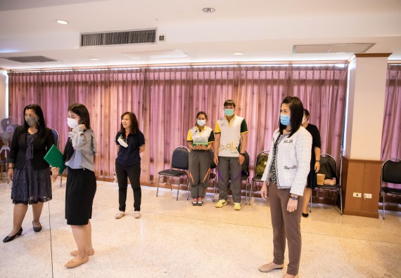 ภาพกิจกรรม คณะวิทยาศาสตร์และเทคโนโลยี จัดพิธีฝึกซ้อมรับพระราชทานปริญญาบัตร กลุ่มย่อย คณะวิทยาศาสตร์และเทคโนโลยี ประจำปีการศึกษา 2559-2560