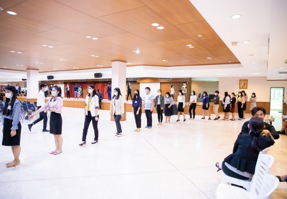 ภาพกิจกรรม คณะวิทยาศาสตร์และเทคโนโลยี จัดพิธีฝึกซ้อมรับพระราชทานปริญญาบัตร กลุ่มย่อย คณะวิทยาศาสตร์และเทคโนโลยี ประจำปีการศึกษา 2559-2560