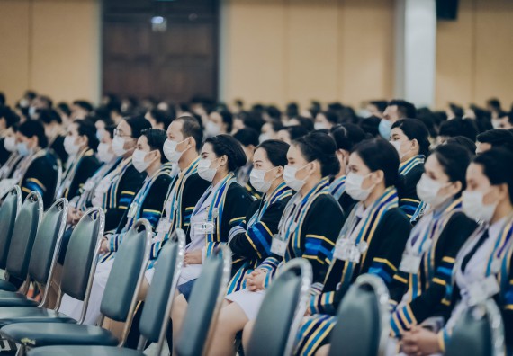 ภาพกิจกรรม คณะวิทยาศาสตร์และเทคโนโลยี จัดพิธีฝึกซ้อมรับพระราชทานปริญญาบัตร กลุ่มย่อย คณะวิทยาศาสตร์และเทคโนโลยี ประจำปีการศึกษา 2559-2560
