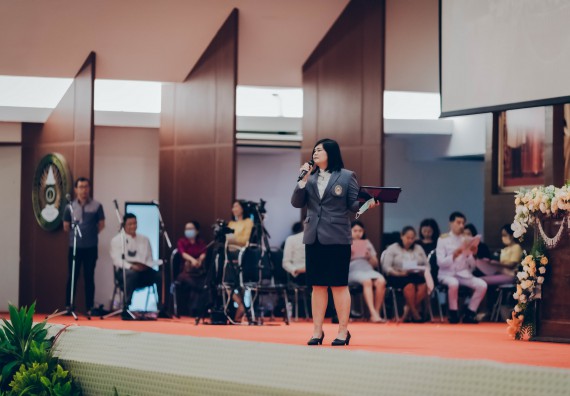 ภาพกิจกรรม คณะวิทยาศาสตร์และเทคโนโลยี จัดพิธีฝึกซ้อมรับพระราชทานปริญญาบัตร กลุ่มย่อย คณะวิทยาศาสตร์และเทคโนโลยี ประจำปีการศึกษา 2559-2560