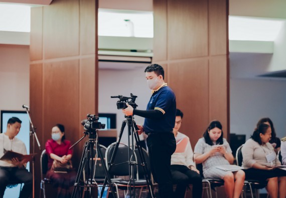 ภาพกิจกรรม คณะวิทยาศาสตร์และเทคโนโลยี จัดพิธีฝึกซ้อมรับพระราชทานปริญญาบัตร กลุ่มย่อย คณะวิทยาศาสตร์และเทคโนโลยี ประจำปีการศึกษา 2559-2560