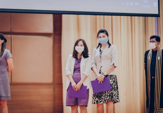 ภาพกิจกรรม คณะวิทยาศาสตร์และเทคโนโลยี จัดพิธีฝึกซ้อมรับพระราชทานปริญญาบัตร กลุ่มย่อย คณะวิทยาศาสตร์และเทคโนโลยี ประจำปีการศึกษา 2559-2560