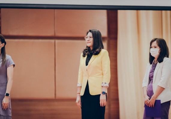 ภาพกิจกรรม คณะวิทยาศาสตร์และเทคโนโลยี จัดพิธีฝึกซ้อมรับพระราชทานปริญญาบัตร กลุ่มย่อย คณะวิทยาศาสตร์และเทคโนโลยี ประจำปีการศึกษา 2559-2560