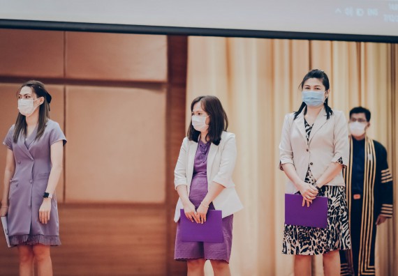 ภาพกิจกรรม คณะวิทยาศาสตร์และเทคโนโลยี จัดพิธีฝึกซ้อมรับพระราชทานปริญญาบัตร กลุ่มย่อย คณะวิทยาศาสตร์และเทคโนโลยี ประจำปีการศึกษา 2559-2560