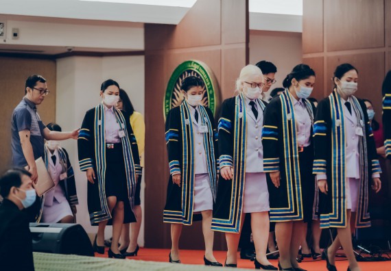 ภาพกิจกรรม คณะวิทยาศาสตร์และเทคโนโลยี จัดพิธีฝึกซ้อมรับพระราชทานปริญญาบัตร กลุ่มย่อย คณะวิทยาศาสตร์และเทคโนโลยี ประจำปีการศึกษา 2559-2560