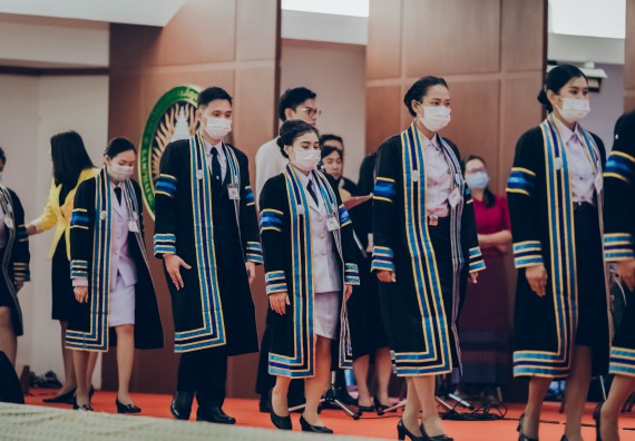 ภาพกิจกรรม คณะวิทยาศาสตร์และเทคโนโลยี จัดพิธีฝึกซ้อมรับพระราชทานปริญญาบัตร กลุ่มย่อย คณะวิทยาศาสตร์และเทคโนโลยี ประจำปีการศึกษา 2559-2560