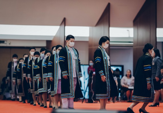 ภาพกิจกรรม คณะวิทยาศาสตร์และเทคโนโลยี จัดพิธีฝึกซ้อมรับพระราชทานปริญญาบัตร กลุ่มย่อย คณะวิทยาศาสตร์และเทคโนโลยี ประจำปีการศึกษา 2559-2560