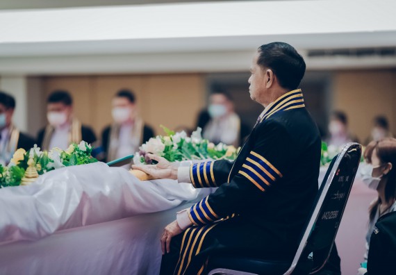 ภาพกิจกรรม คณะวิทยาศาสตร์และเทคโนโลยี จัดพิธีฝึกซ้อมรับพระราชทานปริญญาบัตร กลุ่มย่อย คณะวิทยาศาสตร์และเทคโนโลยี ประจำปีการศึกษา 2559-2560