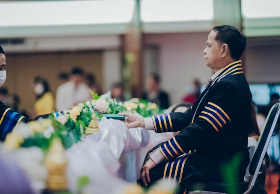 ภาพกิจกรรม คณะวิทยาศาสตร์และเทคโนโลยี จัดพิธีฝึกซ้อมรับพระราชทานปริญญาบัตร กลุ่มย่อย คณะวิทยาศาสตร์และเทคโนโลยี ประจำปีการศึกษา 2559-2560