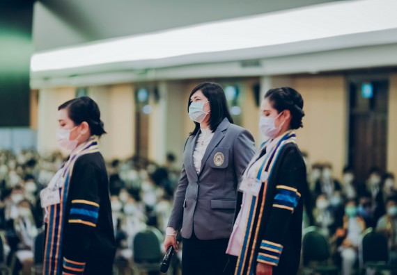 ภาพกิจกรรม คณะวิทยาศาสตร์และเทคโนโลยี จัดพิธีฝึกซ้อมรับพระราชทานปริญญาบัตร กลุ่มย่อย คณะวิทยาศาสตร์และเทคโนโลยี ประจำปีการศึกษา 2559-2560