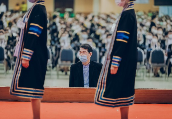 ภาพกิจกรรม คณะวิทยาศาสตร์และเทคโนโลยี จัดพิธีฝึกซ้อมรับพระราชทานปริญญาบัตร กลุ่มย่อย คณะวิทยาศาสตร์และเทคโนโลยี ประจำปีการศึกษา 2559-2560