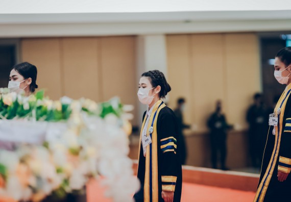 ภาพกิจกรรม คณะวิทยาศาสตร์และเทคโนโลยี จัดพิธีฝึกซ้อมรับพระราชทานปริญญาบัตร กลุ่มย่อย คณะวิทยาศาสตร์และเทคโนโลยี ประจำปีการศึกษา 2559-2560