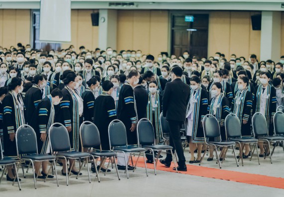 ภาพกิจกรรม คณะวิทยาศาสตร์และเทคโนโลยี จัดพิธีฝึกซ้อมรับพระราชทานปริญญาบัตร กลุ่มย่อย คณะวิทยาศาสตร์และเทคโนโลยี ประจำปีการศึกษา 2559-2560