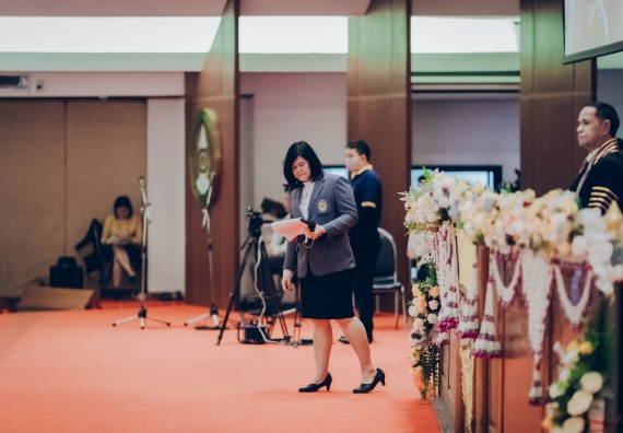 ภาพกิจกรรม คณะวิทยาศาสตร์และเทคโนโลยี จัดพิธีฝึกซ้อมรับพระราชทานปริญญาบัตร กลุ่มย่อย คณะวิทยาศาสตร์และเทคโนโลยี ประจำปีการศึกษา 2559-2560