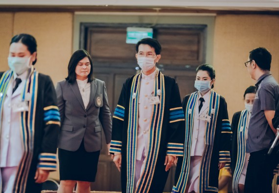 ภาพกิจกรรม คณะวิทยาศาสตร์และเทคโนโลยี จัดพิธีฝึกซ้อมรับพระราชทานปริญญาบัตร กลุ่มย่อย คณะวิทยาศาสตร์และเทคโนโลยี ประจำปีการศึกษา 2559-2560