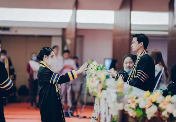 ภาพกิจกรรม คณะวิทยาศาสตร์และเทคโนโลยี จัดพิธีฝึกซ้อมรับพระราชทานปริญญาบัตร กลุ่มย่อย คณะวิทยาศาสตร์และเทคโนโลยี ประจำปีการศึกษา 2559-2560