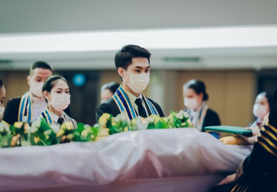 ภาพกิจกรรม คณะวิทยาศาสตร์และเทคโนโลยี จัดพิธีฝึกซ้อมรับพระราชทานปริญญาบัตร กลุ่มย่อย คณะวิทยาศาสตร์และเทคโนโลยี ประจำปีการศึกษา 2559-2560