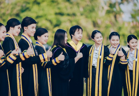 ภาพกิจกรรม คณะวิทยาศาสตร์และเทคโนโลยี จัดพิธีฝึกซ้อมรับพระราชทานปริญญาบัตร กลุ่มย่อย คณะวิทยาศาสตร์และเทคโนโลยี ประจำปีการศึกษา 2559-2560