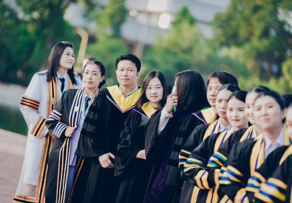 ภาพกิจกรรม คณะวิทยาศาสตร์และเทคโนโลยี จัดพิธีฝึกซ้อมรับพระราชทานปริญญาบัตร กลุ่มย่อย คณะวิทยาศาสตร์และเทคโนโลยี ประจำปีการศึกษา 2559-2560