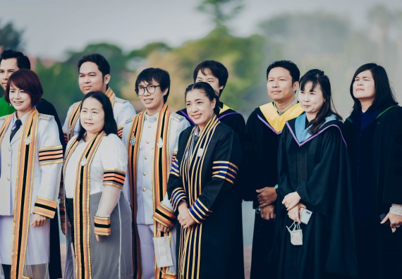 ภาพกิจกรรม คณะวิทยาศาสตร์และเทคโนโลยี จัดพิธีฝึกซ้อมรับพระราชทานปริญญาบัตร กลุ่มย่อย คณะวิทยาศาสตร์และเทคโนโลยี ประจำปีการศึกษา 2559-2560