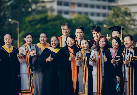 ภาพกิจกรรม คณะวิทยาศาสตร์และเทคโนโลยี จัดพิธีฝึกซ้อมรับพระราชทานปริญญาบัตร กลุ่มย่อย คณะวิทยาศาสตร์และเทคโนโลยี ประจำปีการศึกษา 2559-2560