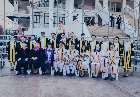 ภาพกิจกรรม คณะวิทยาศาสตร์และเทคโนโลยี จัดพิธีฝึกซ้อมรับพระราชทานปริญญาบัตร กลุ่มย่อย คณะวิทยาศาสตร์และเทคโนโลยี ประจำปีการศึกษา 2559-2560