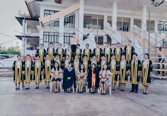 ภาพกิจกรรม คณะวิทยาศาสตร์และเทคโนโลยี จัดพิธีฝึกซ้อมรับพระราชทานปริญญาบัตร กลุ่มย่อย คณะวิทยาศาสตร์และเทคโนโลยี ประจำปีการศึกษา 2559-2560