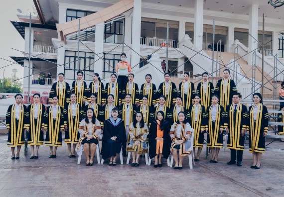 ภาพกิจกรรม คณะวิทยาศาสตร์และเทคโนโลยี จัดพิธีฝึกซ้อมรับพระราชทานปริญญาบัตร กลุ่มย่อย คณะวิทยาศาสตร์และเทคโนโลยี ประจำปีการศึกษา 2559-2560