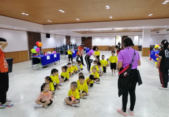 ภาพกิจกรรม คณะวิทยาศาสตร์และเทคโนโลยี จัดค่ายวิทยาศาสตร์โรงเรียนสาธิตฯ ระดับอนุบาล 1-2